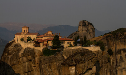 Fototapeta na wymiar Monasteries on Meteora photographed at dawn