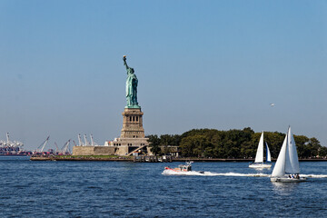 statue of liberty © MarekLuthardt
