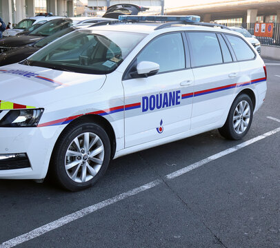 V&eacute;hicule de la douane