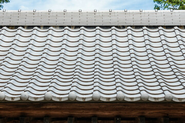神社の屋根瓦