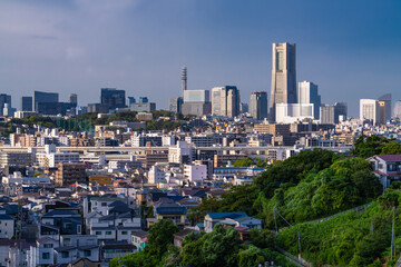 Fototapeta na wymiar 横浜の中心街と住宅街　Yokohama downtown and residential area