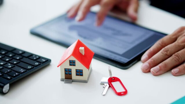Property Management. House Lease