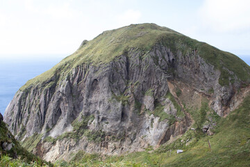 礼文島桃岩