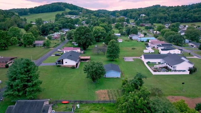 homes and mobile home aerial in elizabethton tennessee