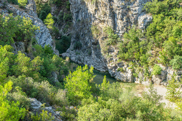 Fototapeta na wymiar Scenic view of Kapuz Canyon is a testament to the power and beauty of nature. Its untouched wilderness and captivating landscapes make it an ideal destination for outdoor enthusiasts and nature lovers