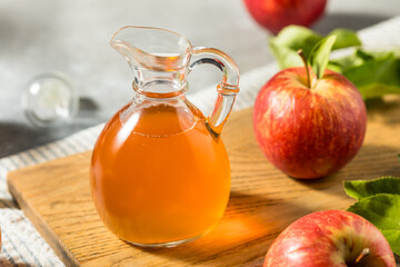 Organic Sour Apple Cider Vinegar