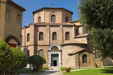 The Chuch of Saint Vitale in Ravenna - 647790260