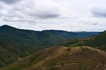 Fototapeta na wymiar beautiful green mountains in the Cevennes national park in Southern France