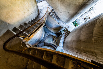 Obraz premium Outside In (Color)