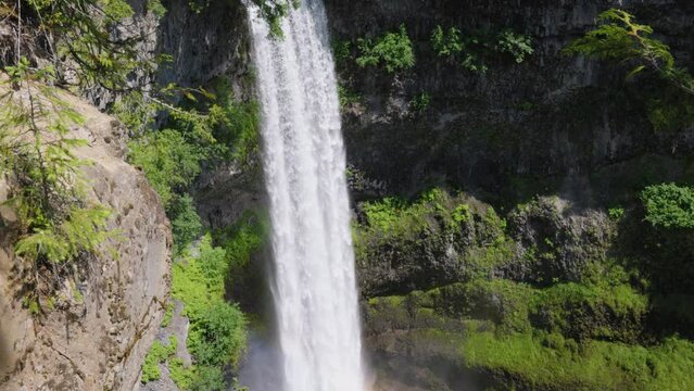 Epic Waterfall Reveal of Brandywine Falls Slow Motion