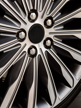 vertical photo of beautiful sports alloy wheel forged, long layot
