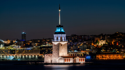 maiden tower at night istanbul