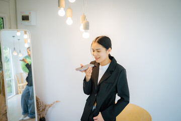 action of business woman trying to explain on phone