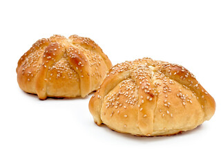 Pan de muerto aislado. Vista Frontal. Pan tradicional mexicano. Día de muertos. Halloween. Comida mexicana