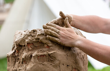Making clay pipes in the oven
