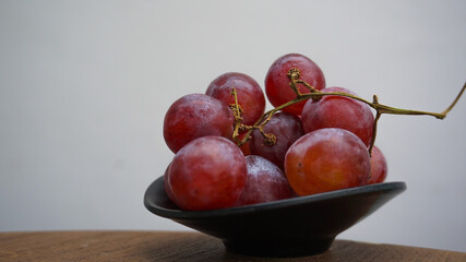 bowl of grapes