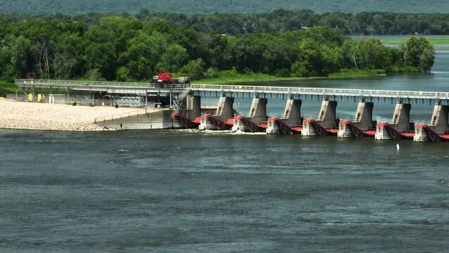Historically famous landmark on the Mississippi River; U.S. Lock and Dam No. 4.