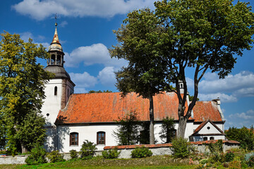 Fototapeta premium Kościół w Wilczkowie na Warmii