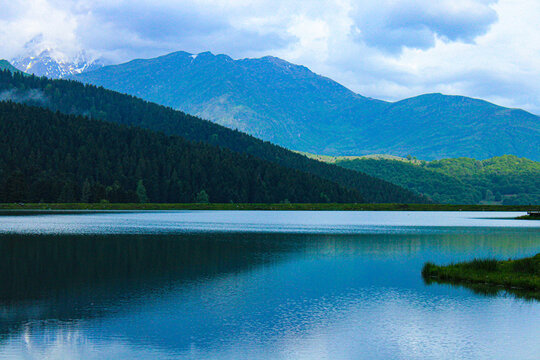 Montagne et lac de payolle