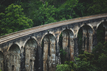 Fototapeta na wymiar Empty nine arch bridge in Ella Sri Lanka.