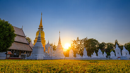 Wat Suan Dok Temple at twilight sunset, Chiang mai - obrazy, fototapety, plakaty