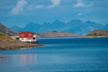 Fototapeta premium The popular fishing village of Henningsvaer on the southern coast of the Austvågøya island, Lofoten Islands, Nordland, Norway