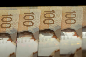 canadian one hundred dollar bills