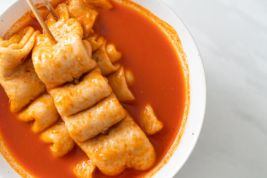Odeng - Korean fish cake skewer in Korean spicy soup