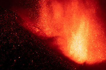 eruption of the volcano on the island of La Palma