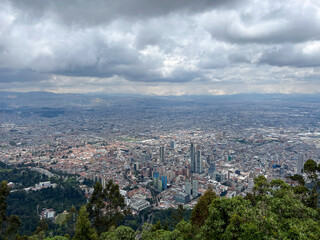 BD Bacatá Torre Sur - Monserrate, Colombia