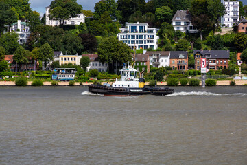 Fototapeta premium Port de Hambourg, Allemagne, Europe