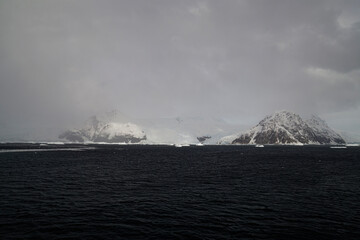 Sailing around Port Lockroy/ Damay Point Antarctica