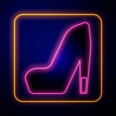 Glowing neon Woman shoe with high heel icon isolated on black background. Vector