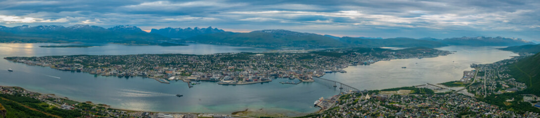 Fototapeta na wymiar Tromsø cityscape, Troms of Finnmark, Norway