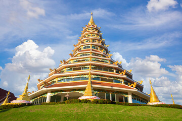 Landmark Wat Huai Pla Kang Temple (Chinese temple) in Chiang Rai, Thailand - obrazy, fototapety, plakaty