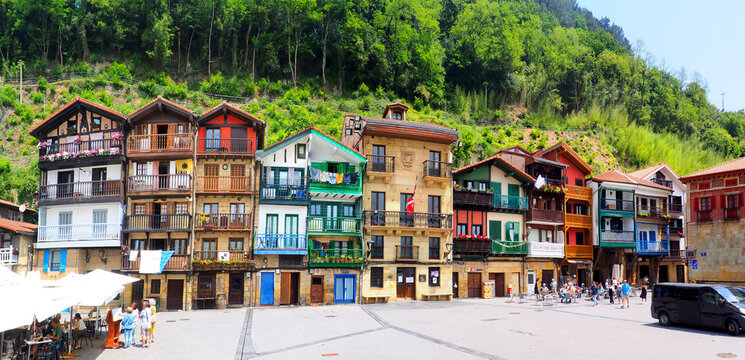 Santiago Plaza is a hidden gem in Pasaia Donibane, Spain, near San Sebastian. Nestled in this charming Basque fishing village, it is a picturesque riverside square lined with colorful buildings