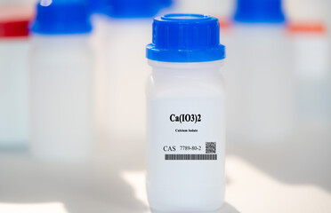 Ca(IO3)2 calcium iodate CAS 7789-80-2 chemical substance in white plastic laboratory packaging
