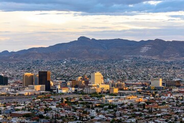 Borderland Panorama: 4K Panoramic View of El Paso City and Ciudad de Juarez with Mountains and Sky