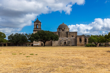 Fototapeta na wymiar Wide Angle View of Historic Mission San Jose in San Antonio, Texas.
