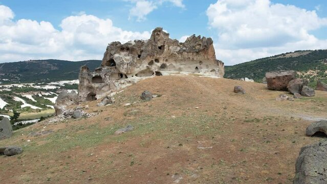 Arog film set in the Phrygian Valley region, which is one of the important tourism venues. Asar Castle, dulger..
