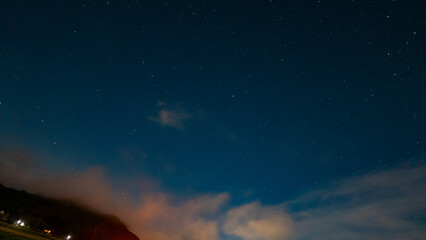カシオペアと山の雲