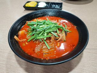 Spicy Seafood Noodle Soup, jjamppong
