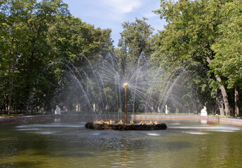 Fototapeta premium Fountains in the park