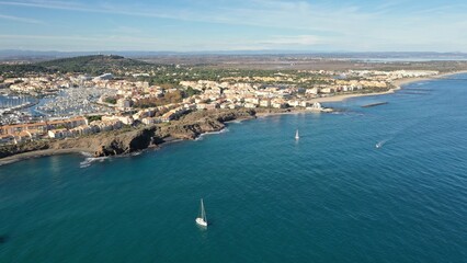survol du cap d'Agde dans le sud de la France, Hérault, Occitanie