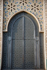 Fototapeta na wymiar Hassan II mosque, Casablanca, Morocco. Door.