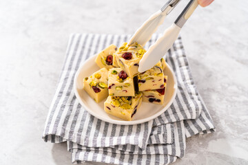 Cranberry pistachio fudge