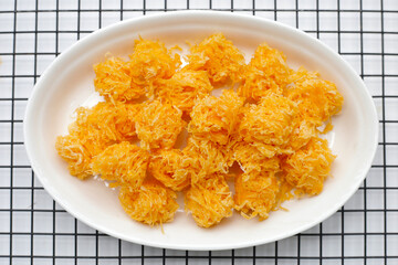 Thai crispy flossy sweet Eggs floss (Foi Thong Krob)
