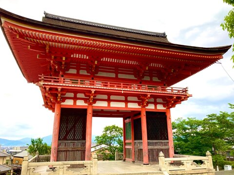Kiyomizu-dera