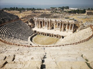 Hierapolis, römische Stadt in der Türkei - 649380678