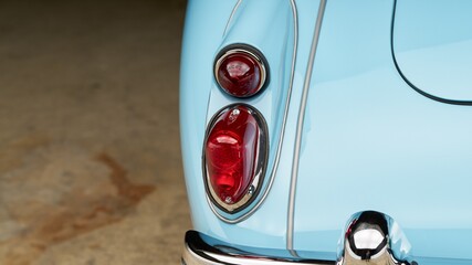 Driver side brake light